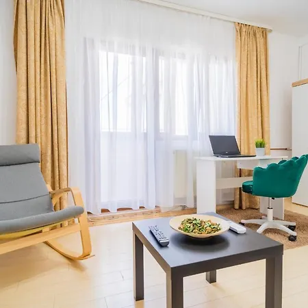 Serene 1br With Workspace